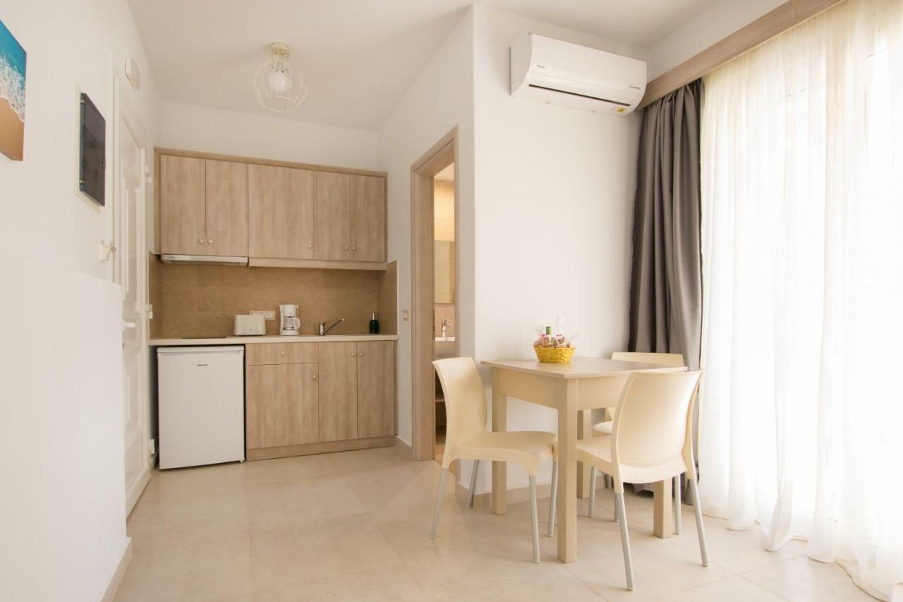 Porfyris Studios And Apartments การ์ปาตอส ภายนอก รูปภาพ