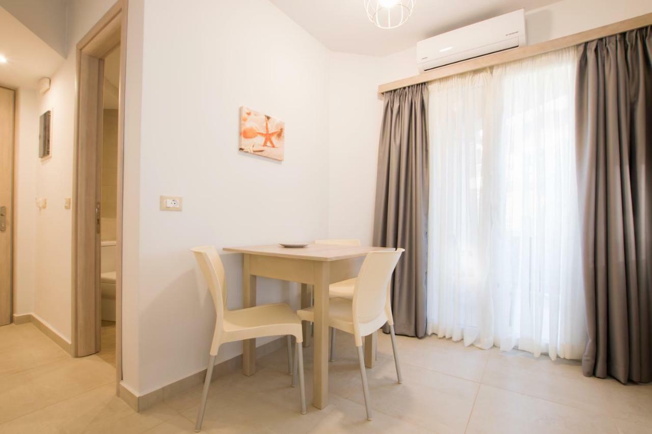 Porfyris Studios And Apartments การ์ปาตอส ภายนอก รูปภาพ